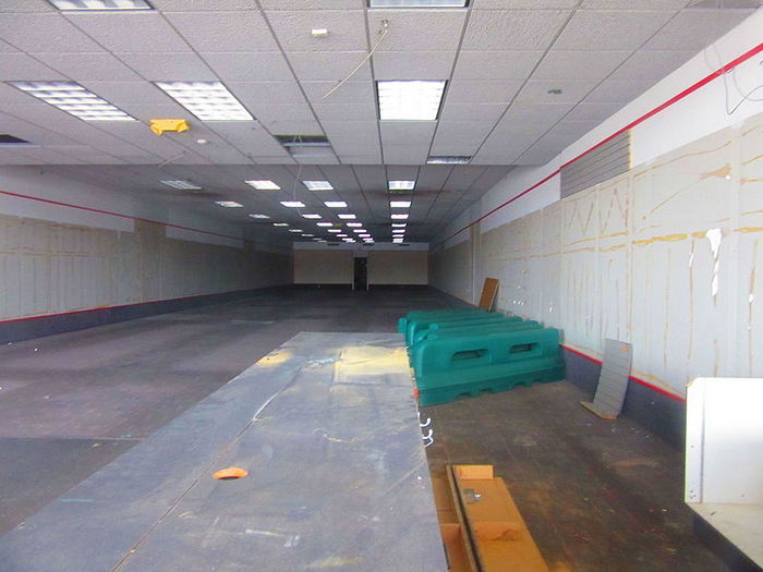 Harmony House Records and Tapes - Southgatge - 13721 Eureka Rd Interior Gutted (newer photo)